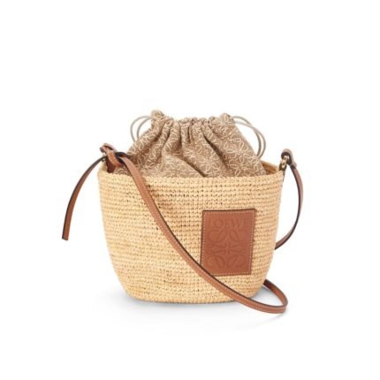 LOEWE CLUTCH BAG IN RAFFIA AND CALFSKIN