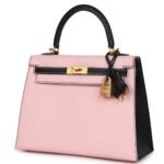 HERMÈS SPECIAL ORDER (HSS) KELLY SELLIER 25 ROSE SAKURA AND BLACK CHEVRE MYSORE BRUSHED GOLD HARDWARE
