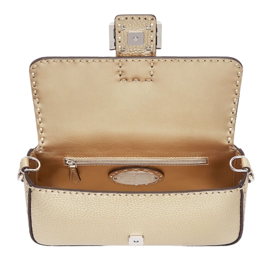 4 FENDI BAGUETTE CHAMPAGNE-COLORED SELLERIA BAG WITH 612 HAND-SEWN TOPSTITCHES