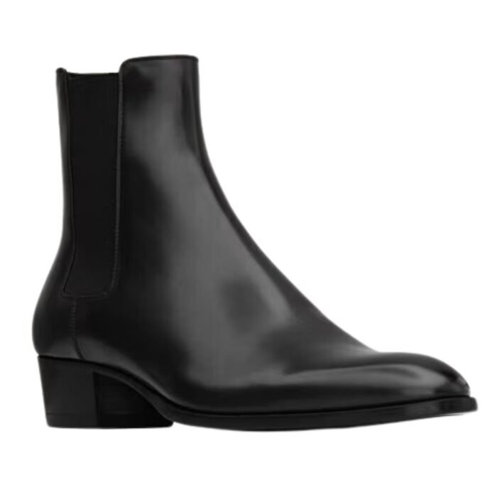 SAINT LAURENT WYATT CHELSEA BOOTS IN SMOOTH LEATHER