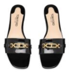 TOM FORD PATENT LEATHER WHITNEY SLIDE BLACK