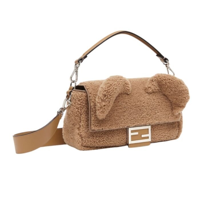 FENDI REGULAR BAGUETTE BEIGE SHEEPSKIN BAG