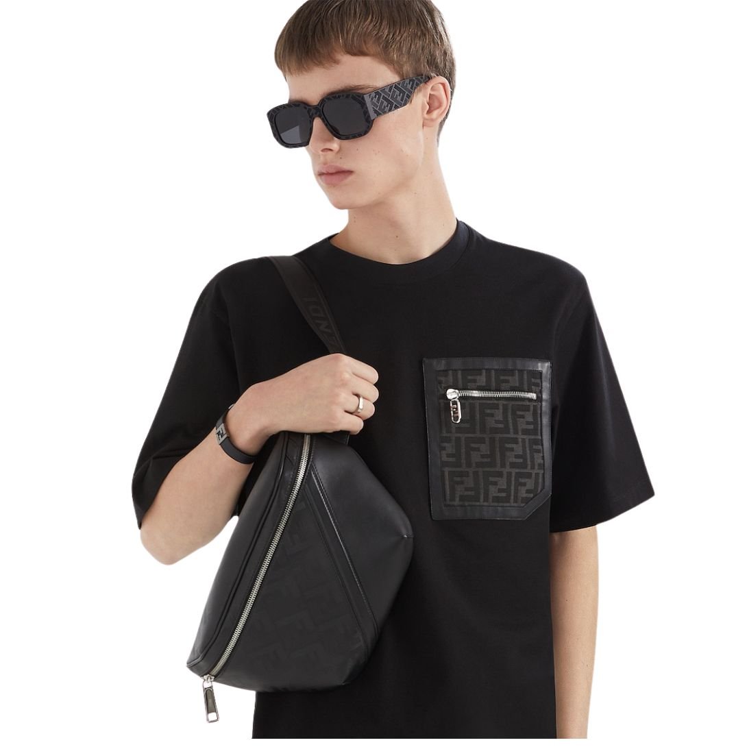 4 FENDI JERSEY T-SHIRT