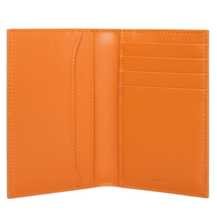 CELINE VERTICAL CARD HOLDER IN GRAINED CALFSKIN
